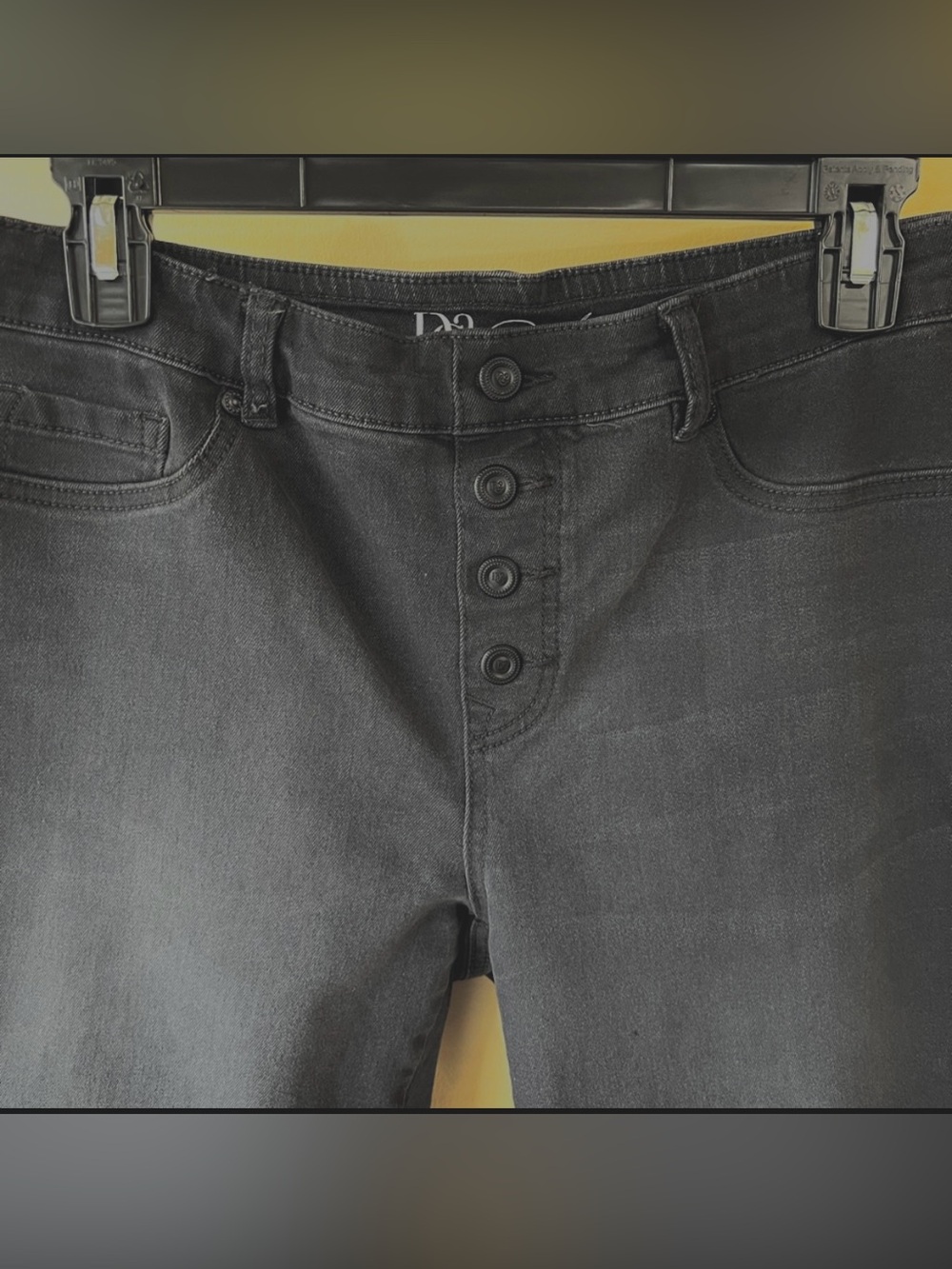 DG2 Sz MP 10p black jeans crops straight leg with outside seam vent - Picture 5 of 10